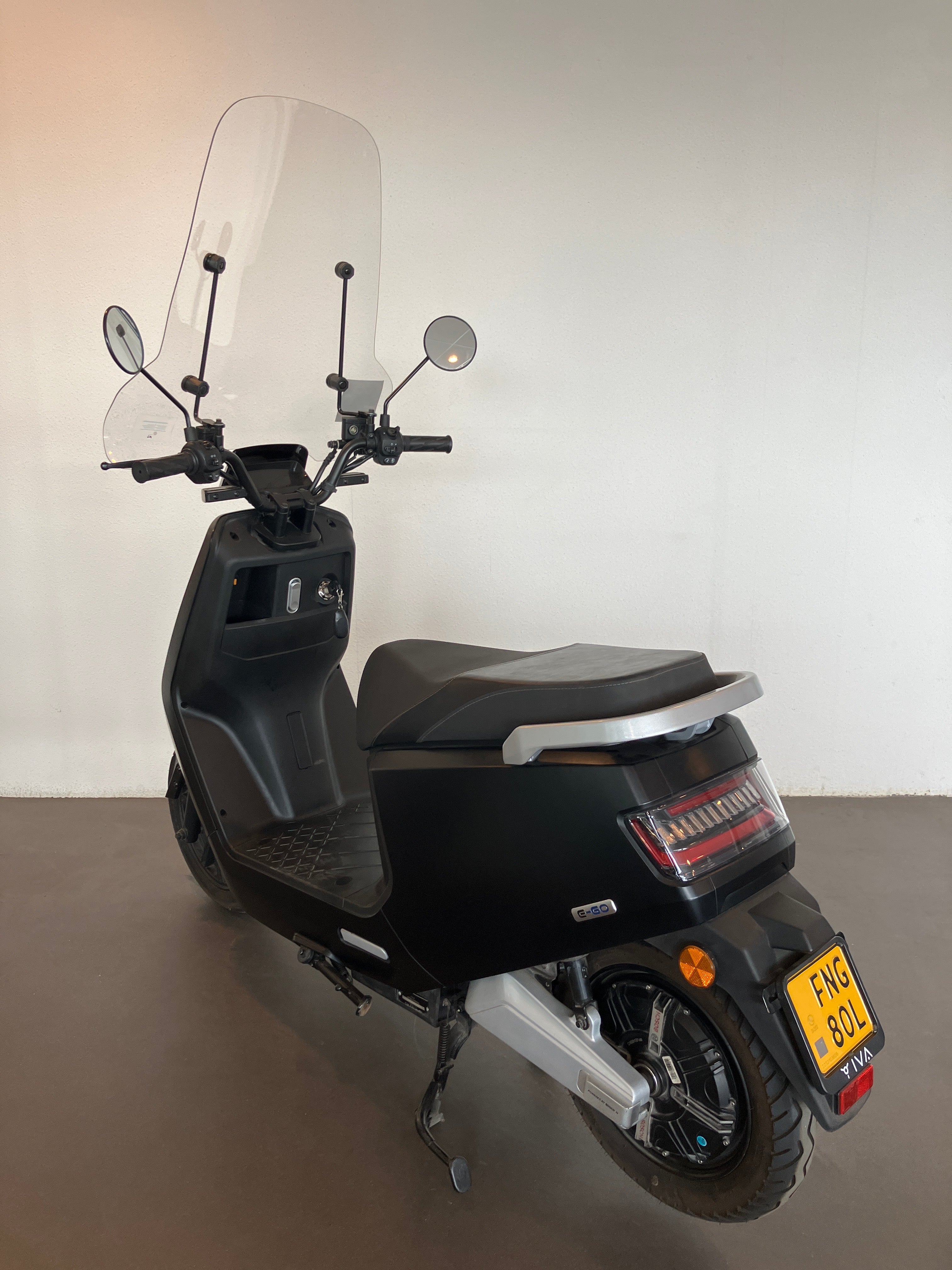 IVA E-GO S8