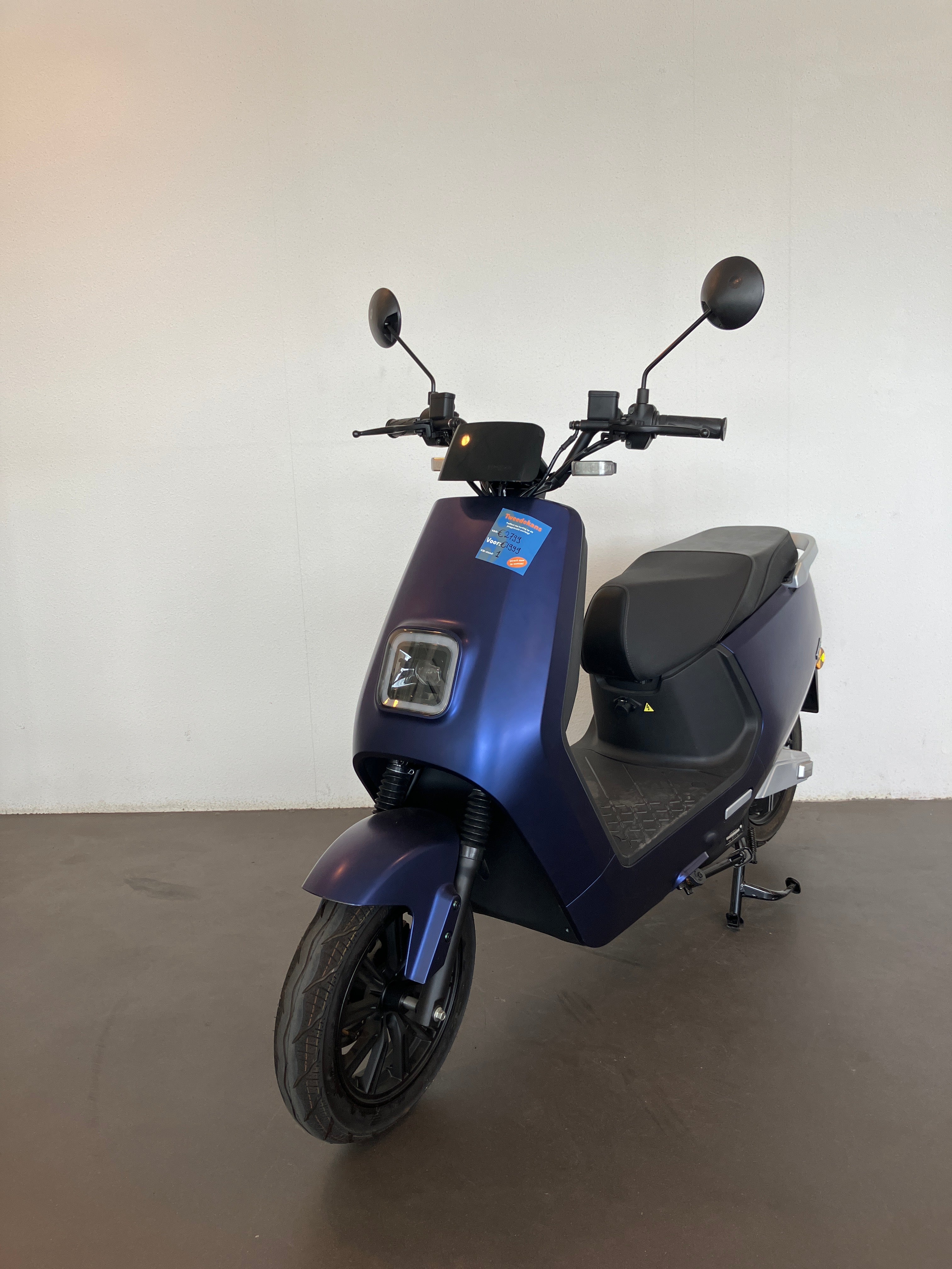 IVA E-GO S8