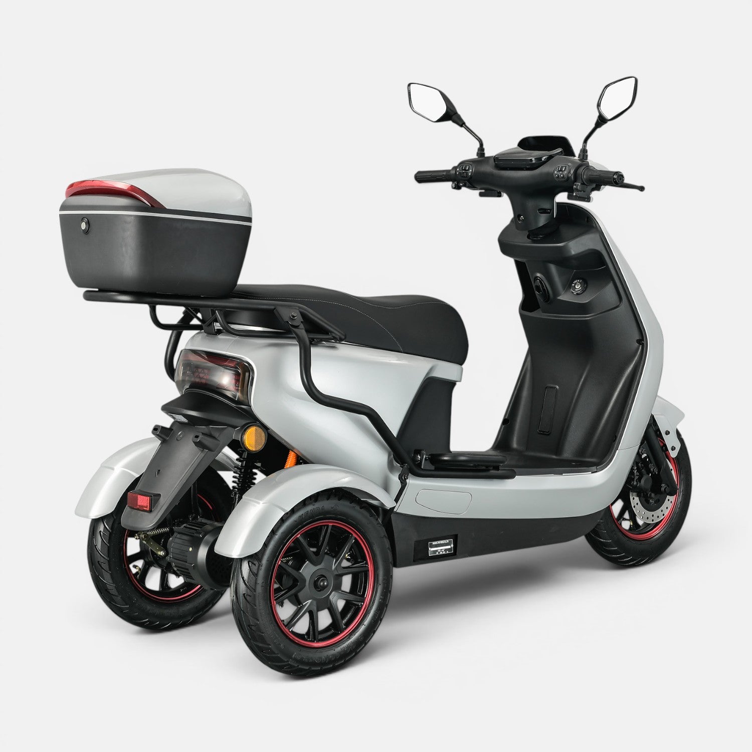 IVA TR3 2.0 Zilver - Voordeelscooters.nl