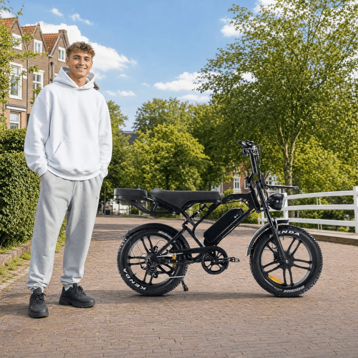 V20 Pro Zwart - Voordeelscooters.nl