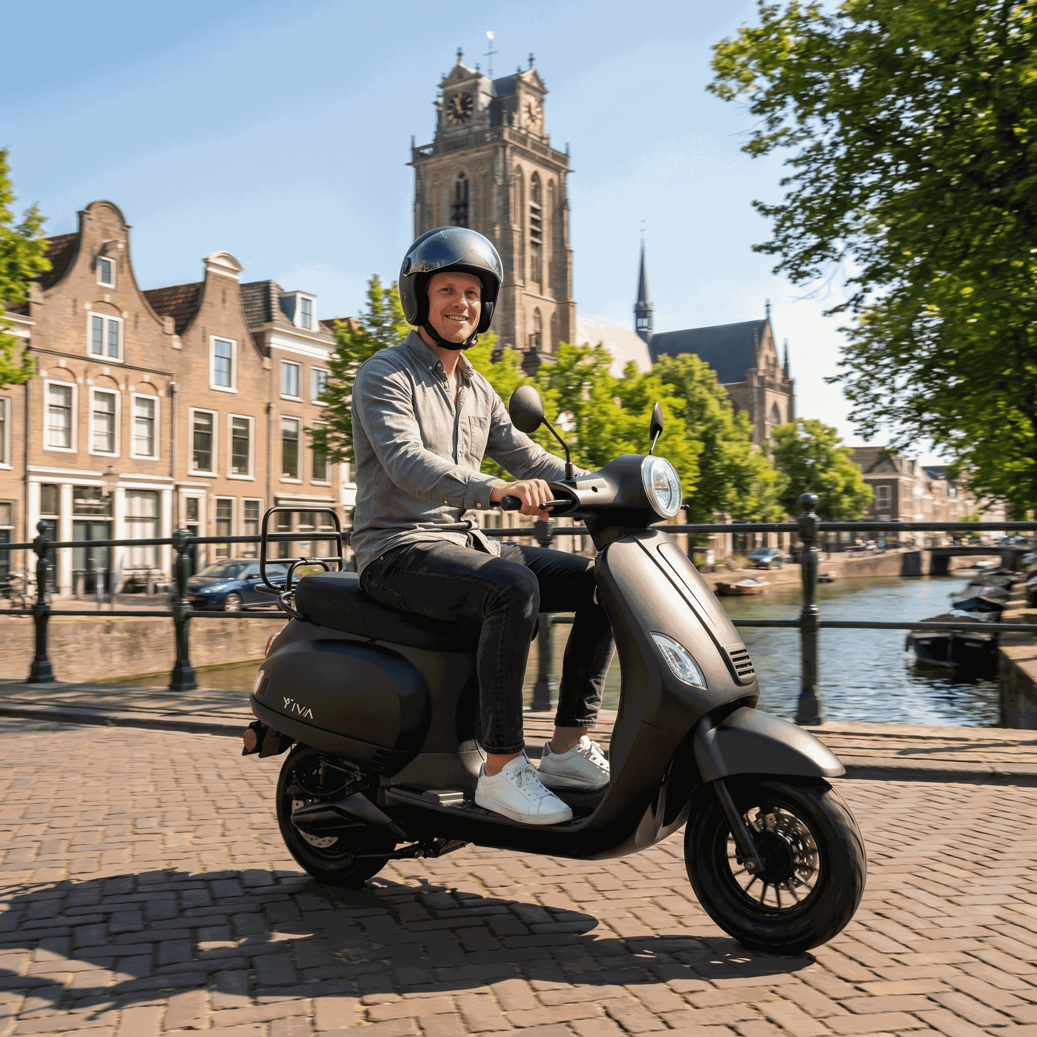 IVA Lux Electric 2.0 Matzwart - Voordeelscooters.nl