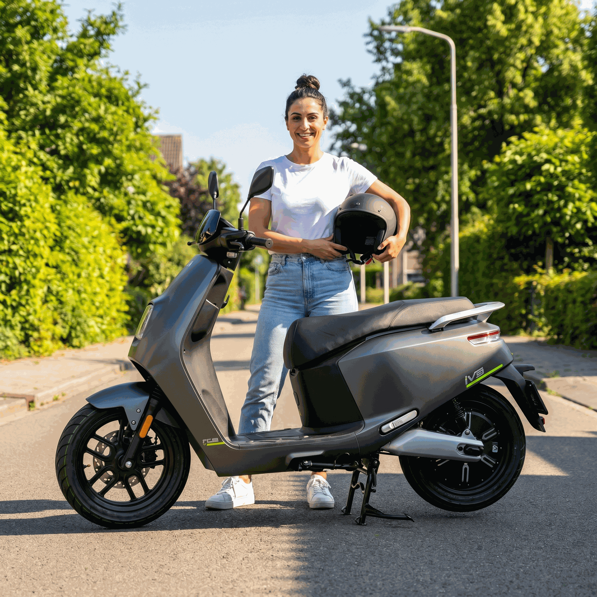 IVA NCE Pro Matgroen - Voordeelscooters.nl