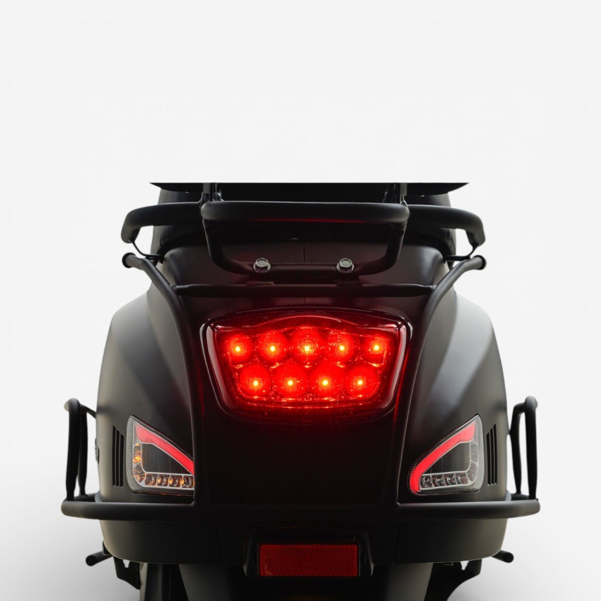 Senzo RivaLux Zwart - Voordeelscooters.nl