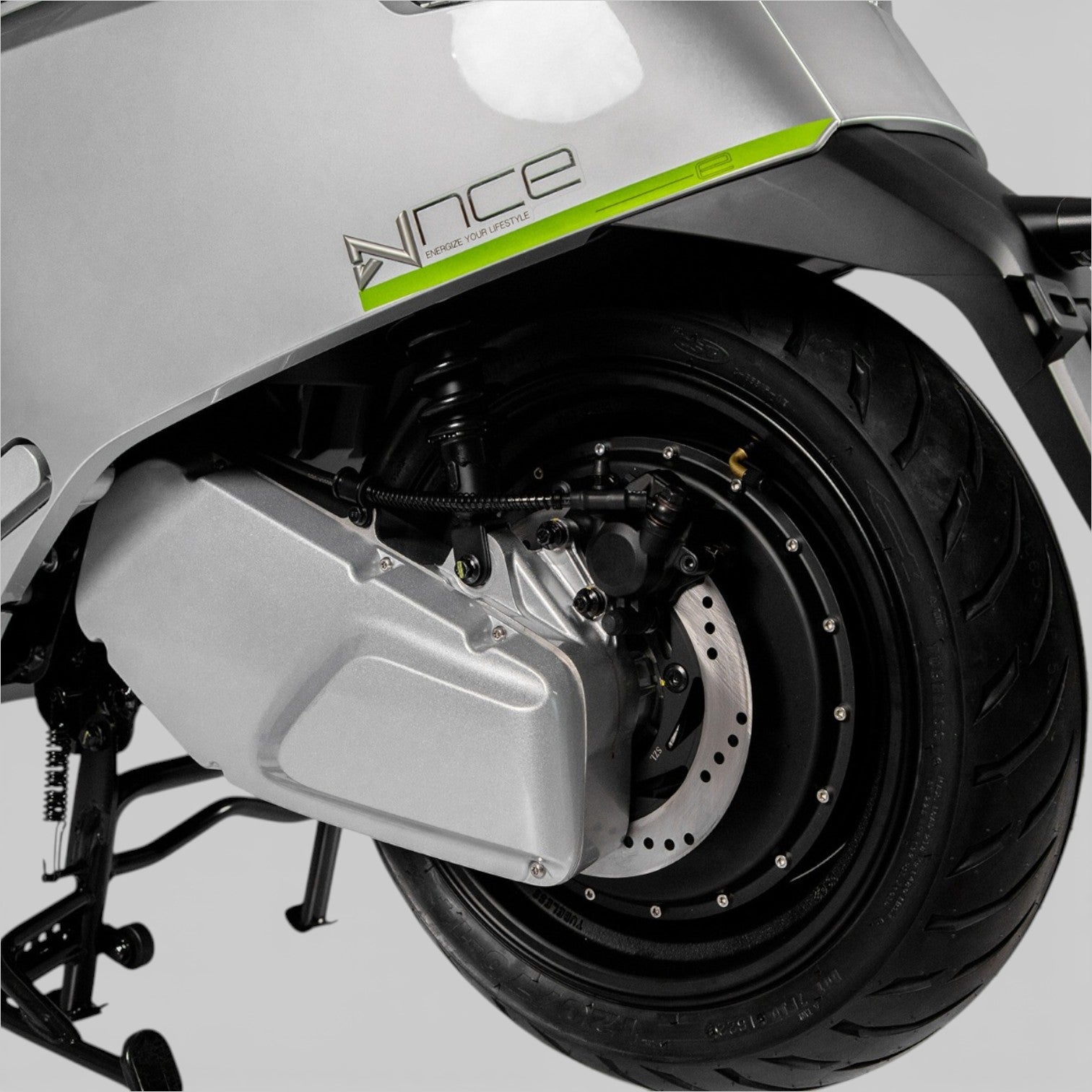 IVA NCE Pro Matzwart - Voordeelscooters.nl