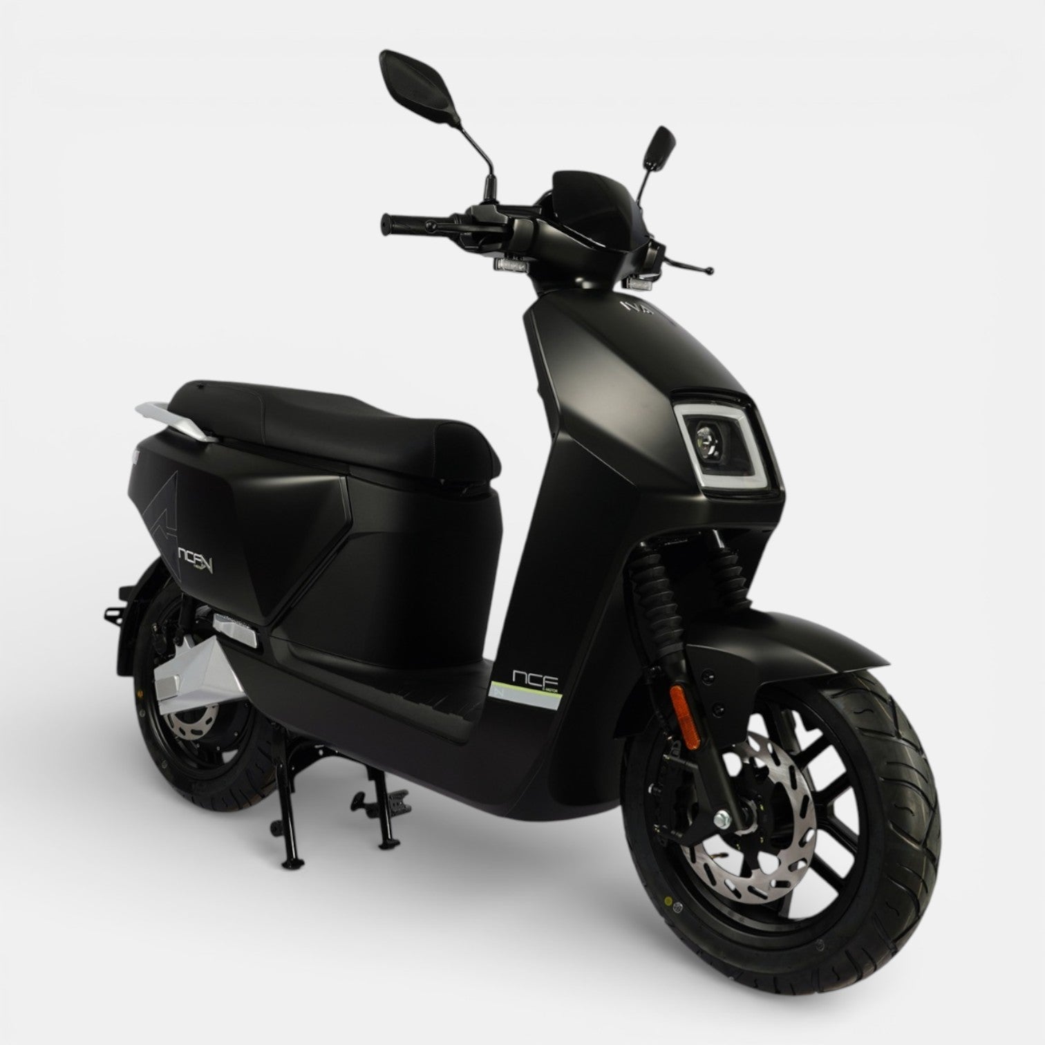IVA NCF Matzwart - Voordeelscooters.nl