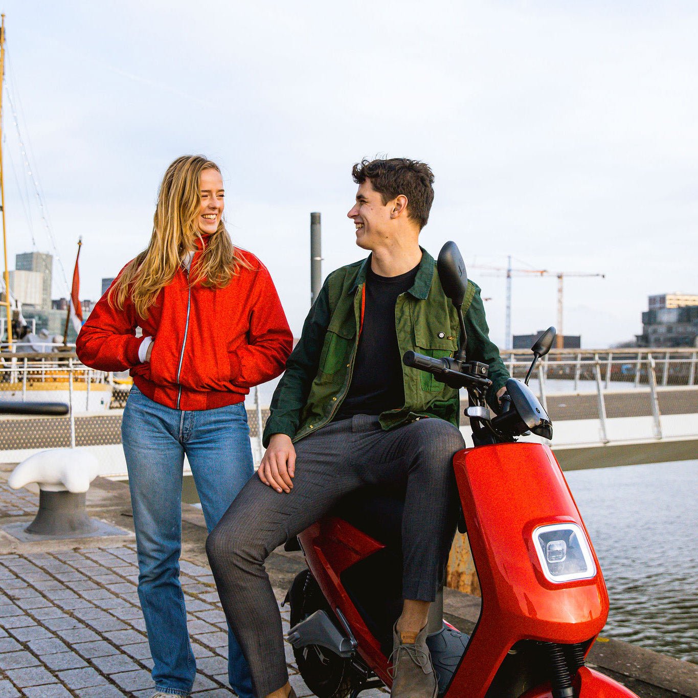 IVA E - GO S4 Rood - Voordeelscooters.nl
