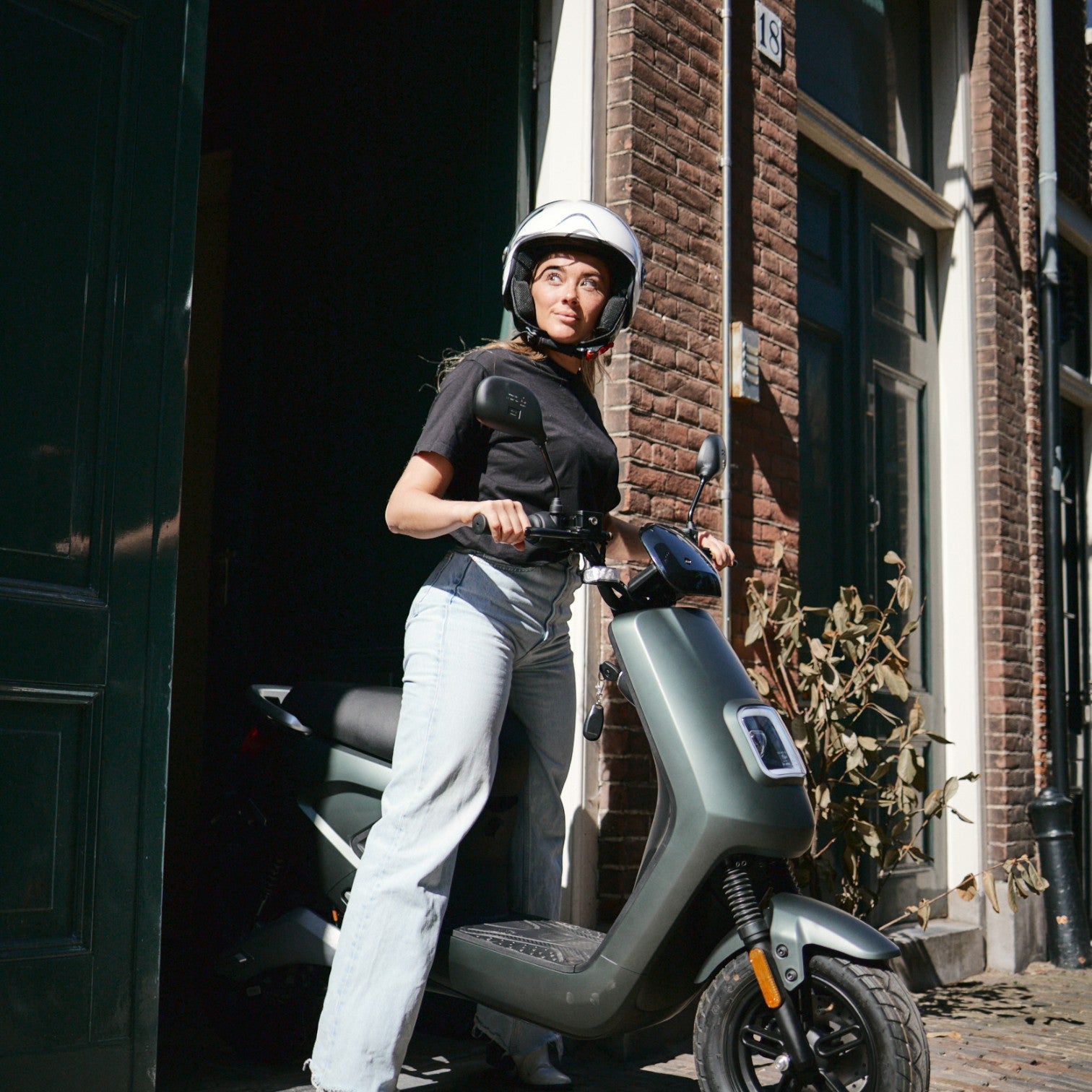 IVA E - GO S4 Special Matblauw - Voordeelscooters.nl