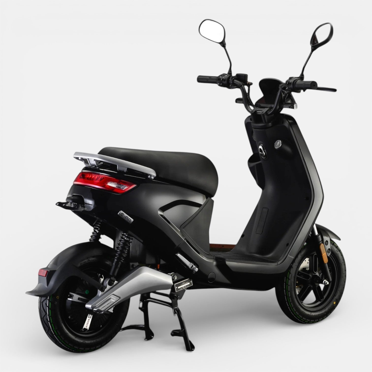 IVA E - GO S4 Zwart - Voordeelscooters.nl