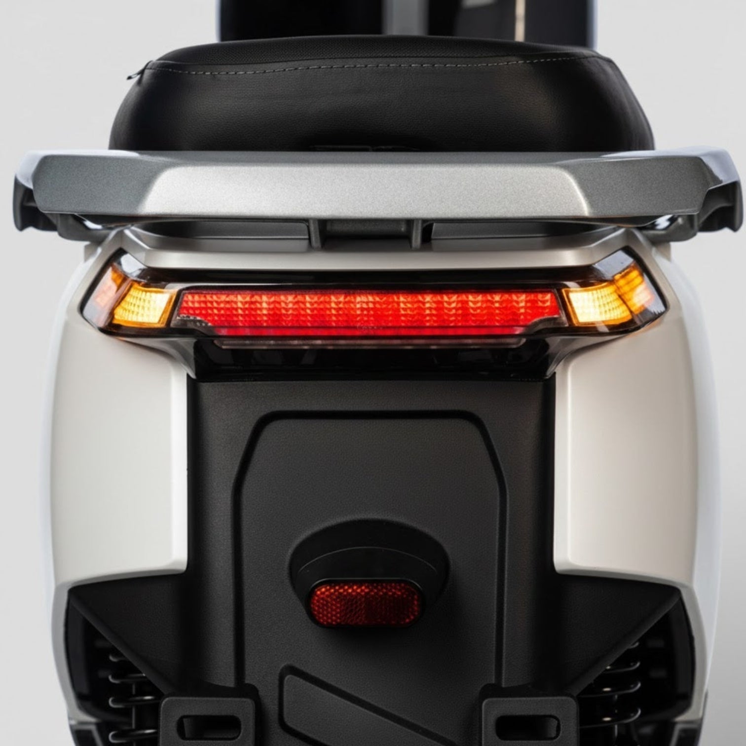 IVA NCS Wit - Voordeelscooters.nl