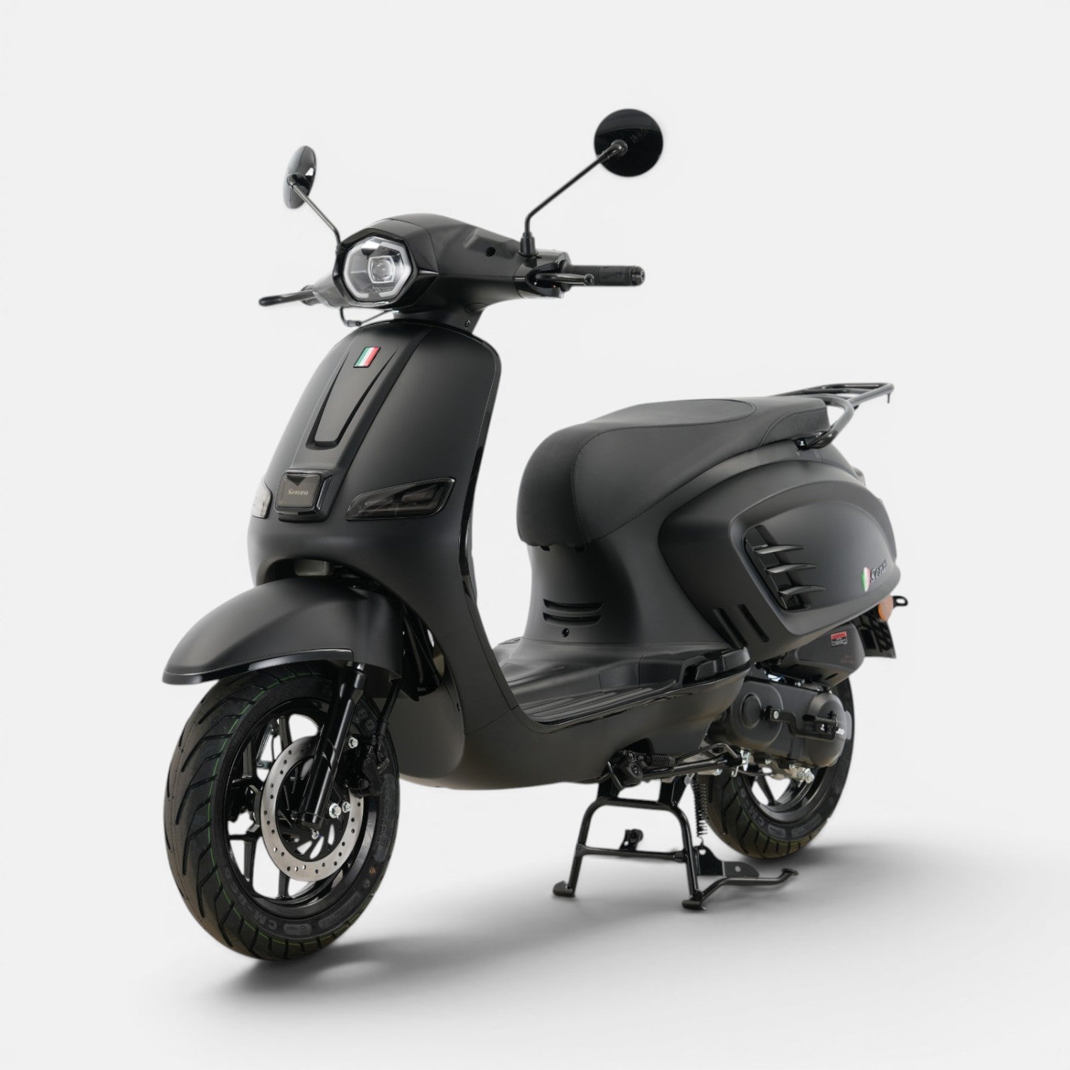 Senzo Trevani Matzwart - Voordeelscooters.nl