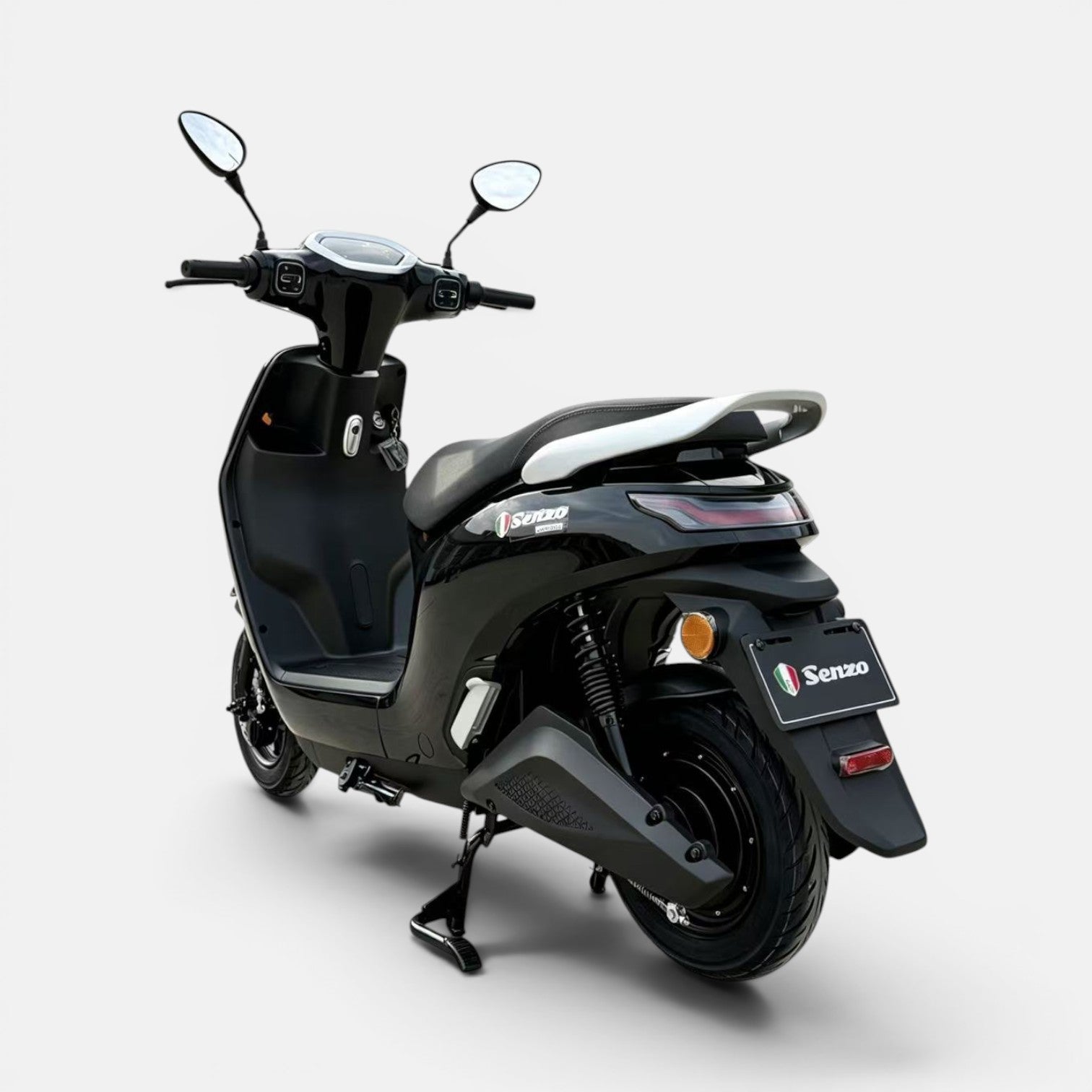 Senzo Ravello Zwart - Voordeelscooters.nl