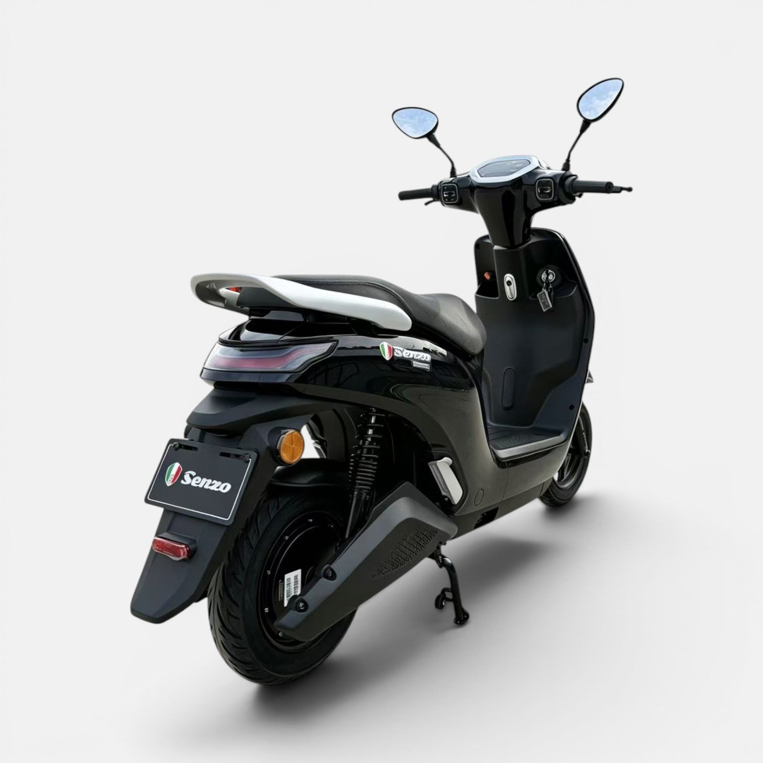 Senzo Ravello Zwart - Voordeelscooters.nl