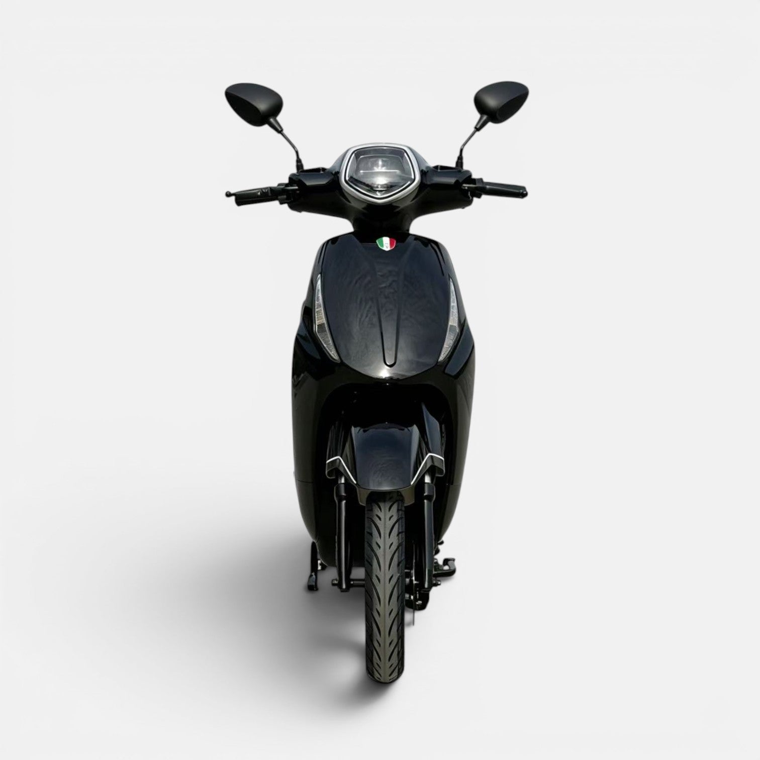 Senzo Ravello Zwart - Voordeelscooters.nl