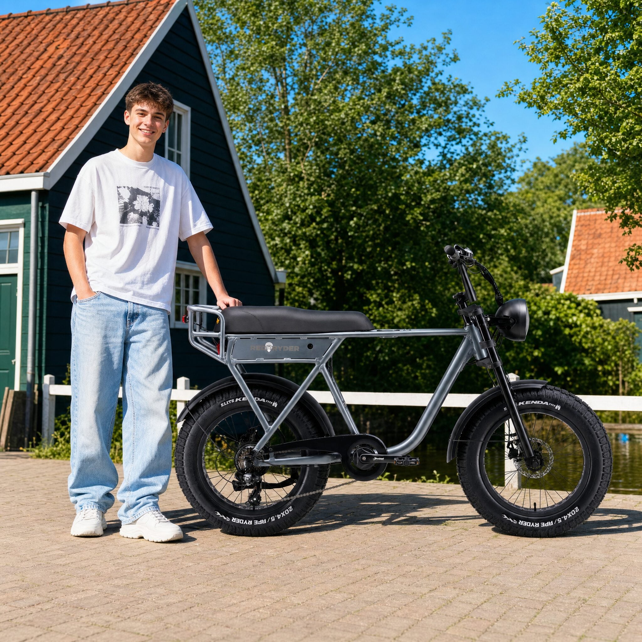 Ape Ryder A10 Fatbike Grijs - 25KM/H - Voordeelscooters.nl