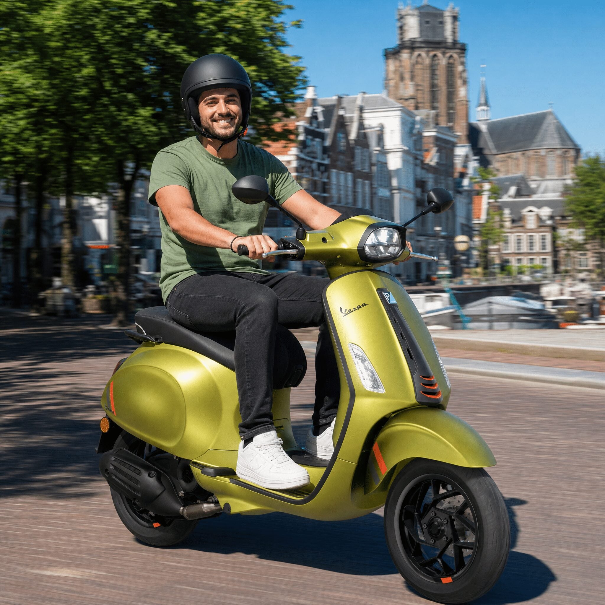 Vespa Sprint S Matgroen - Voordeelscooters.nl