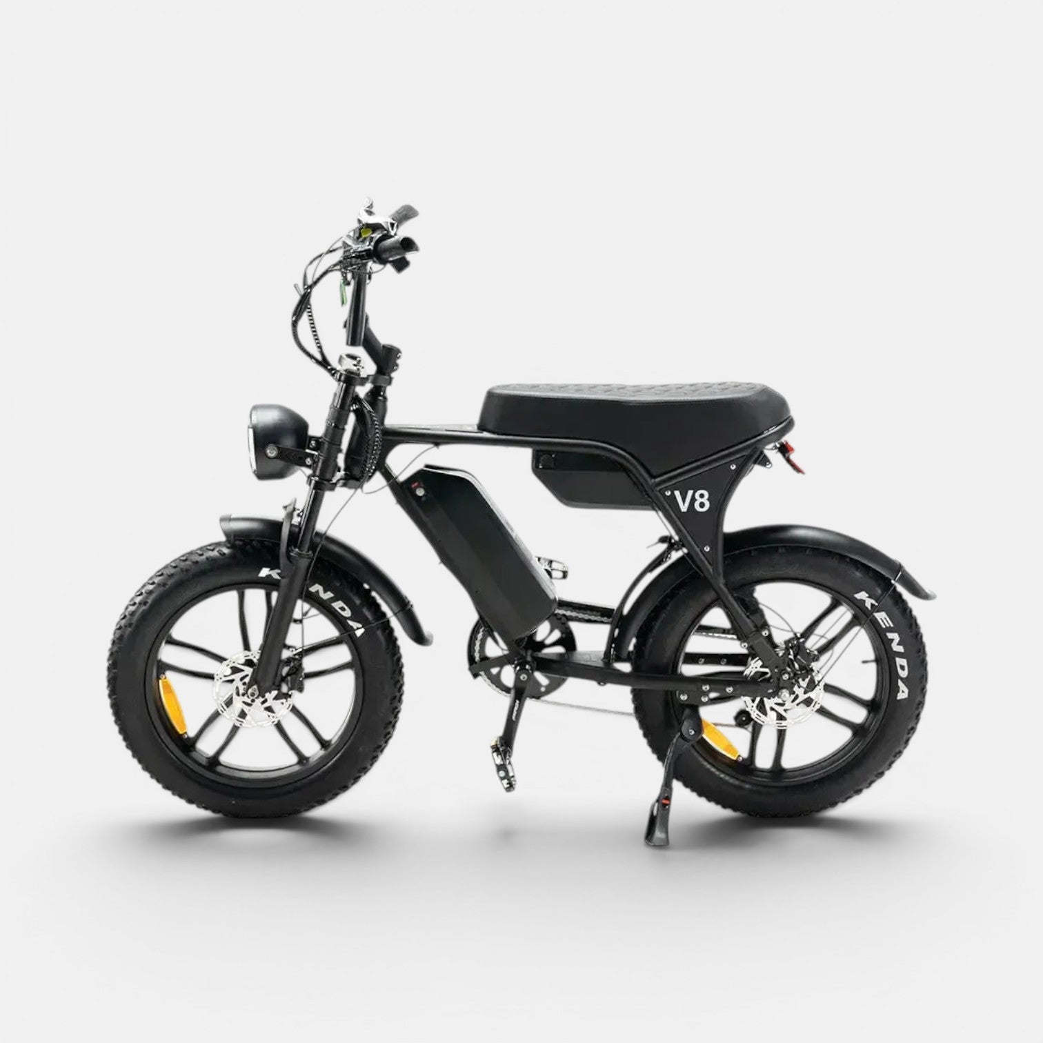 Ouxi V8/C80 (dubbele accu) Max Zwart - Voordeelscooters.nl