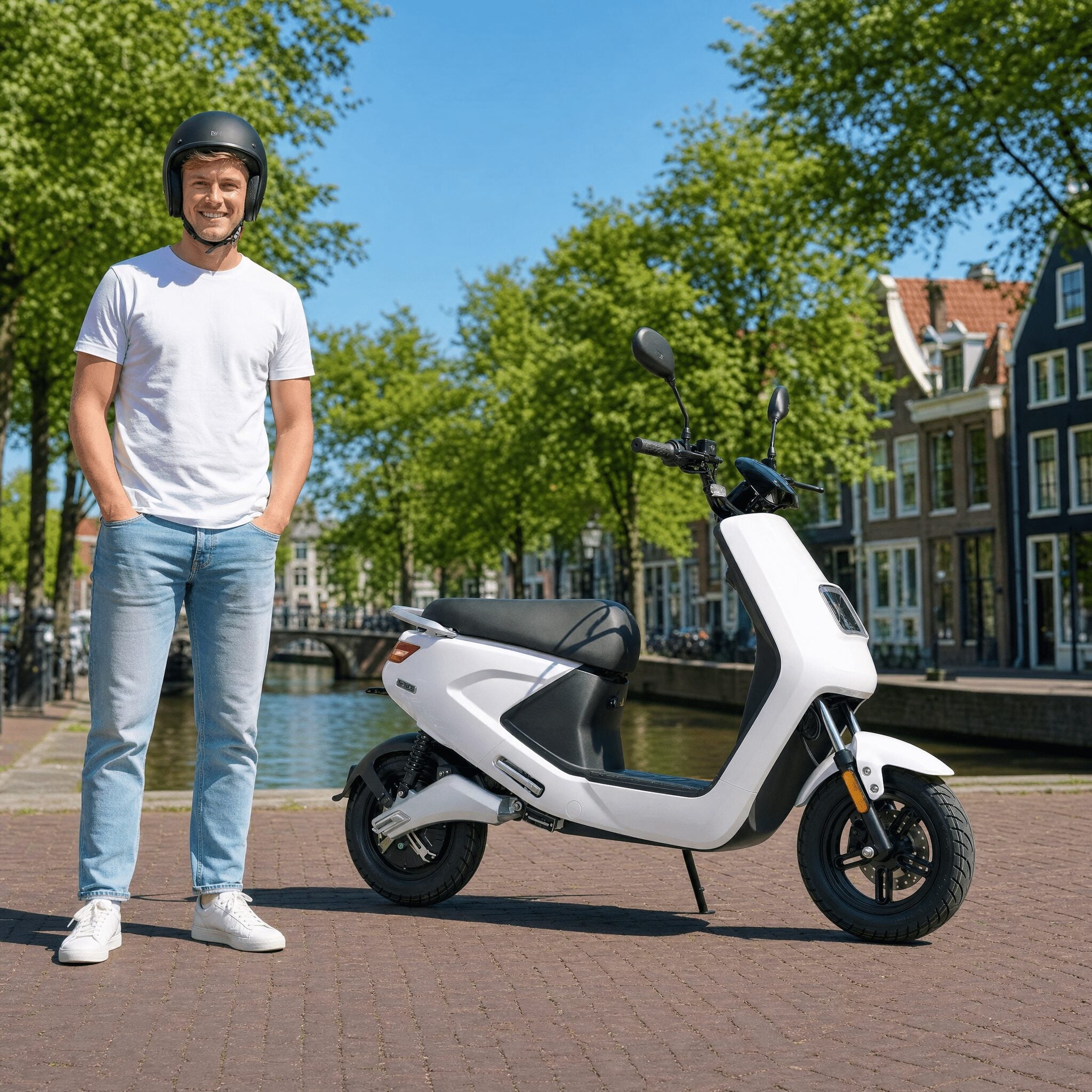 IVA E - GO S4 Wit - Voordeelscooters.nl