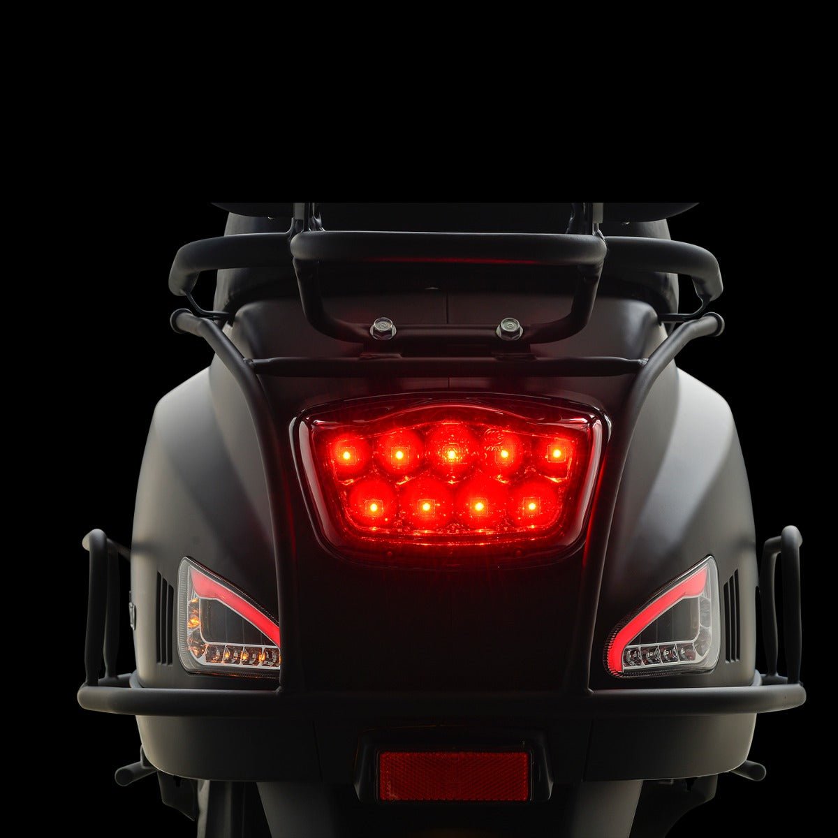Senzo RivaLux Special Matzwart - Voordeelscooters.nl