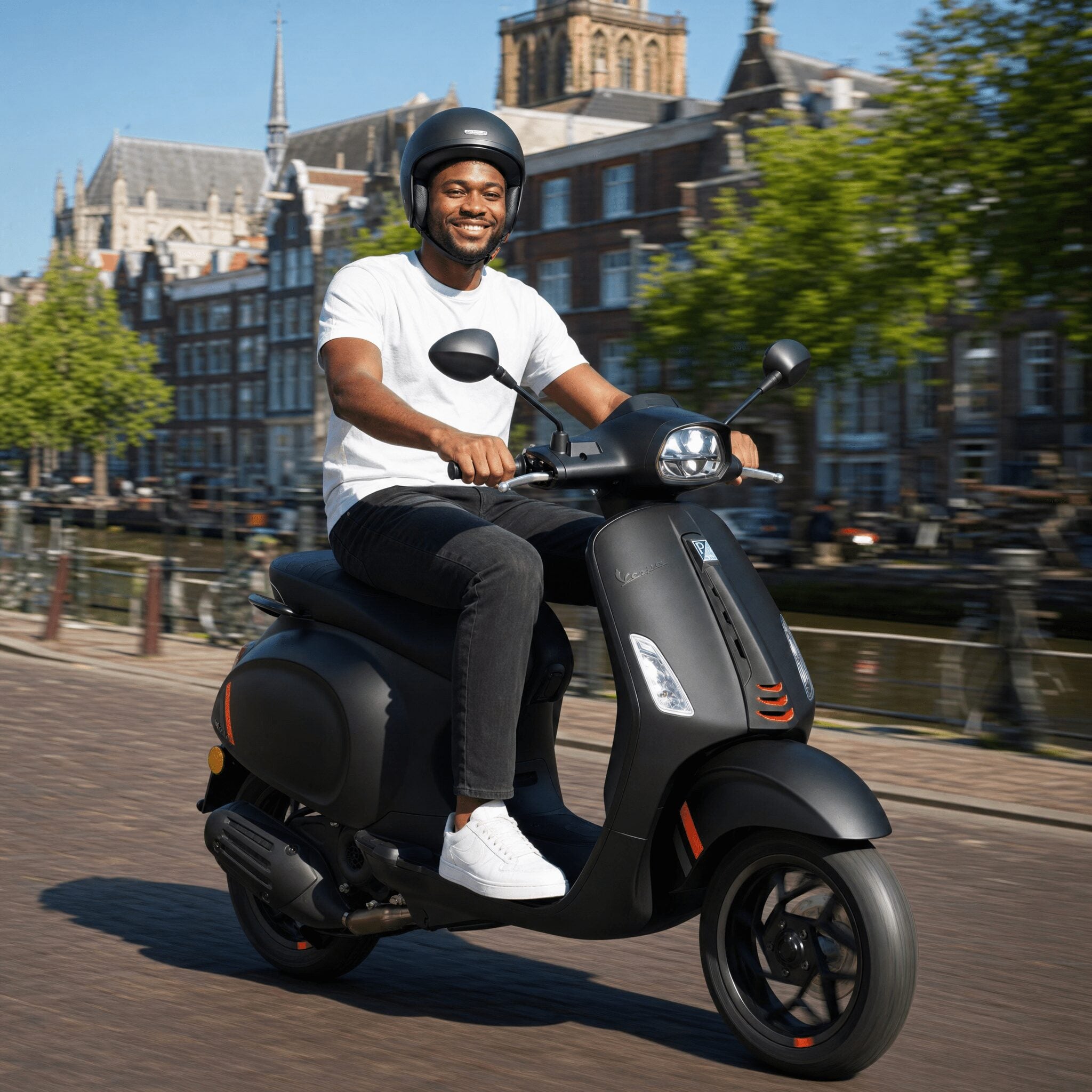 Vespa Sprint S Matzwart - Voordeelscooters.nl