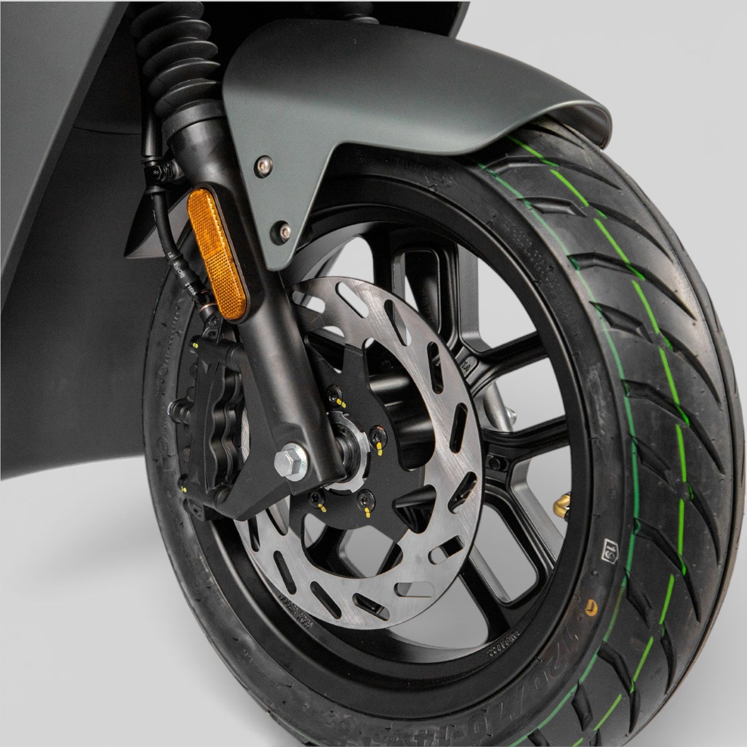 IVA NCE Pro Matzwart - Voordeelscooters.nl