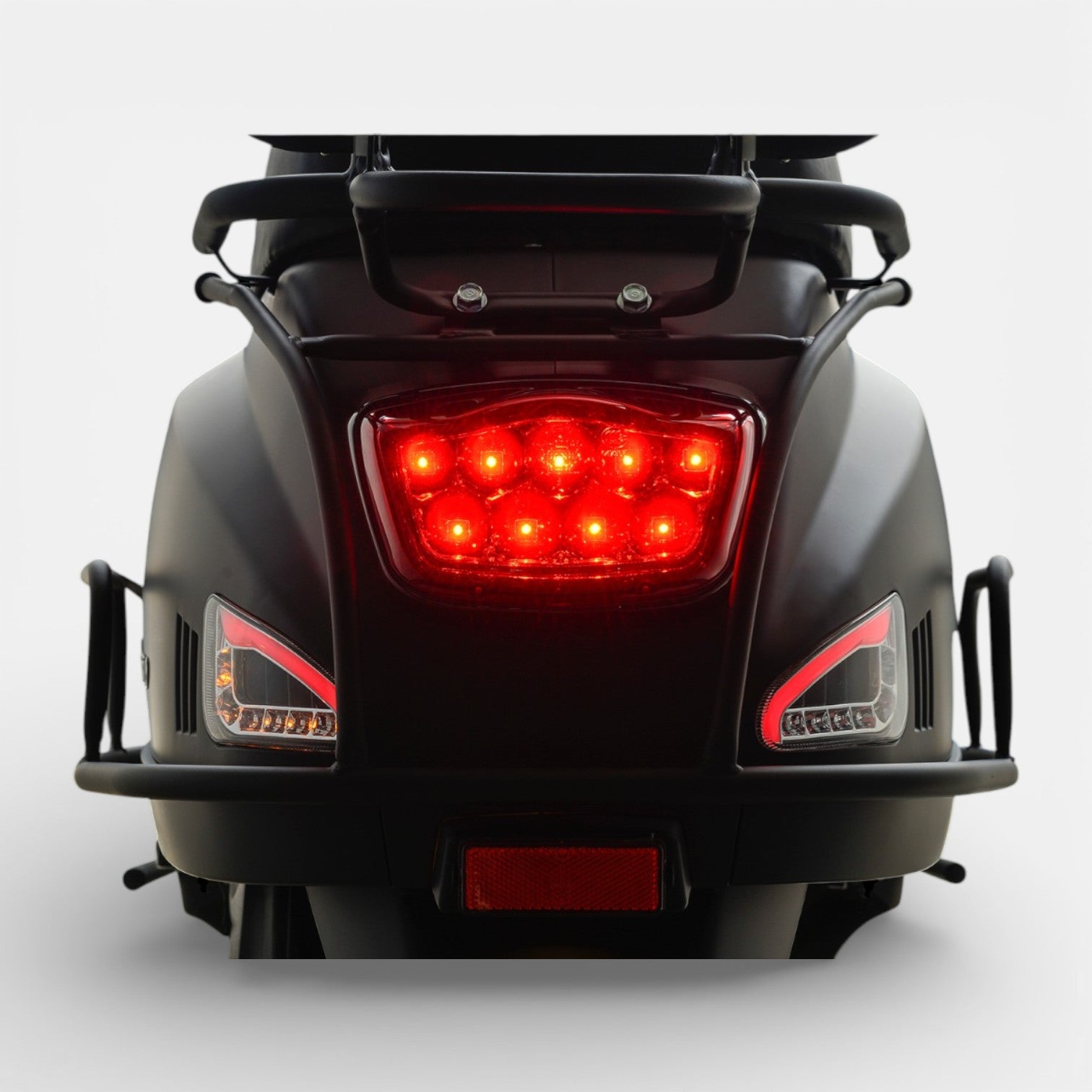 IVA Lux Electric 2.0 Zwart - Voordeelscooters.nl