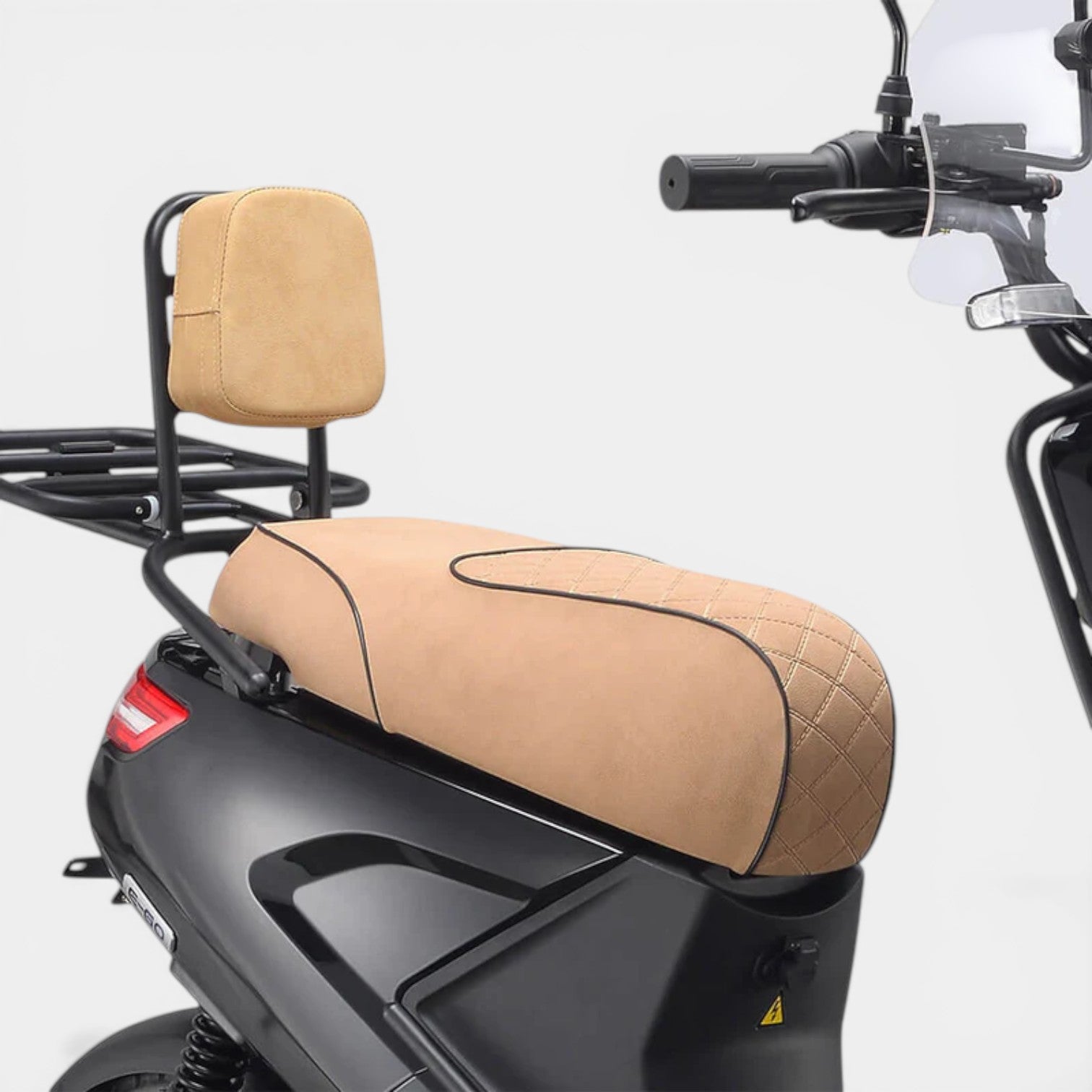 IVA E - GO S4 Special Zadel Lichtbruin - Voordeelscooters.nl