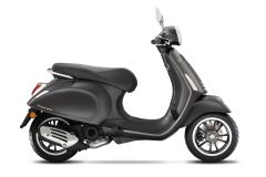 Vespa Primavera S Zwart