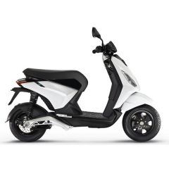 Piaggio 1 Wit